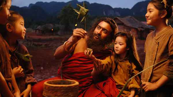 7 Aum Arivu Poster 3