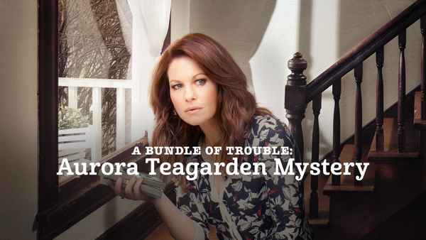 A Bundle of Trouble: An Aurora Teagarden Mystery Poster 2