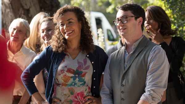 A Christmas in Royal Fashion Poster 1