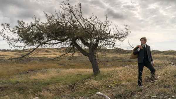 A Fortunate Man Poster 3