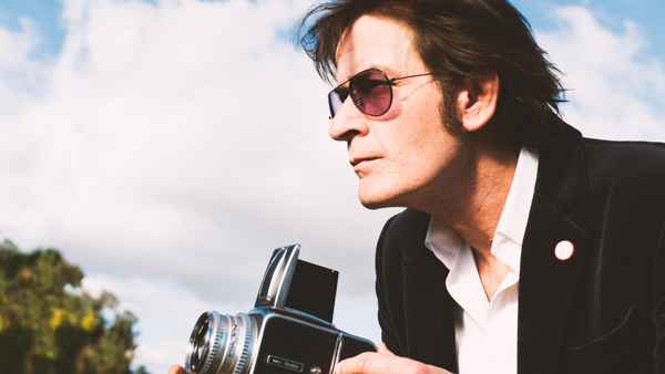 A Glimpse Inside the Mind of Charles Swan III Poster 1