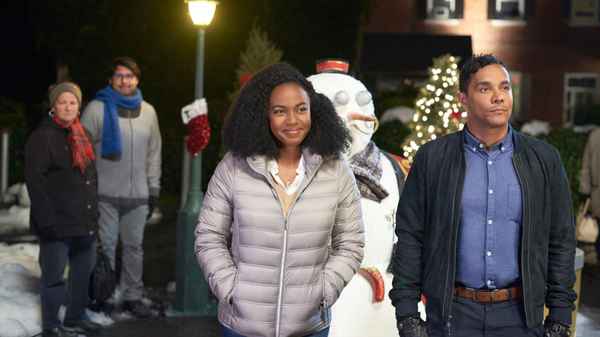 A Majestic Christmas Poster 4