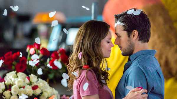 A Rose for Christmas Poster 1