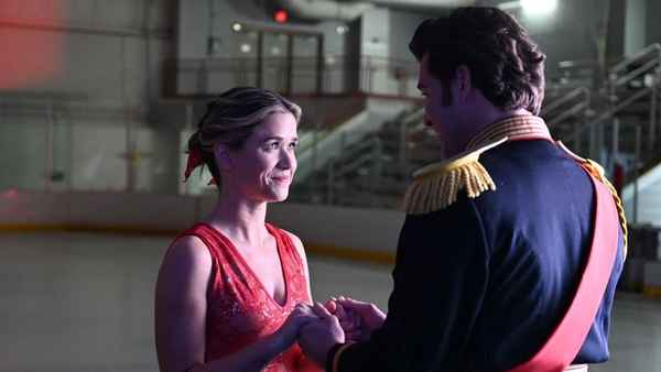 A Royal Christmas on Ice Poster 4