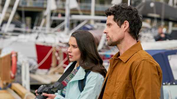 A Splash of Love Poster 4