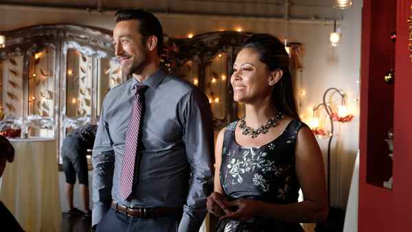 A Twist of Christmas Poster 2