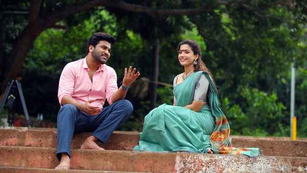 Aadavaallu Meeku Johaarlu Poster 2