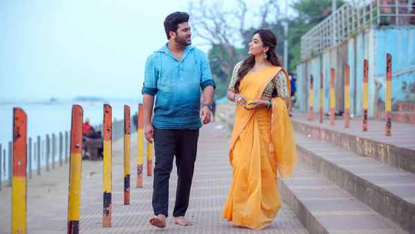 Aadavaallu Meeku Johaarlu Poster 1