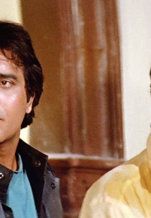 Aakhri Adaalat Poster 5