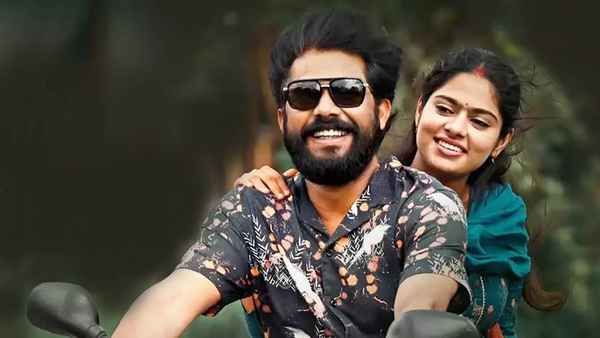 Aanandham Paramanandham Poster 2