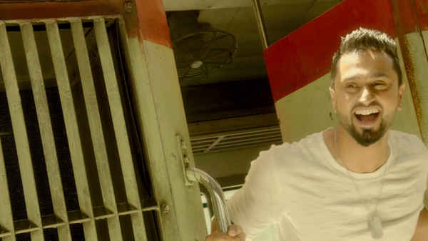 Aatishbaazi Ishq Poster 2