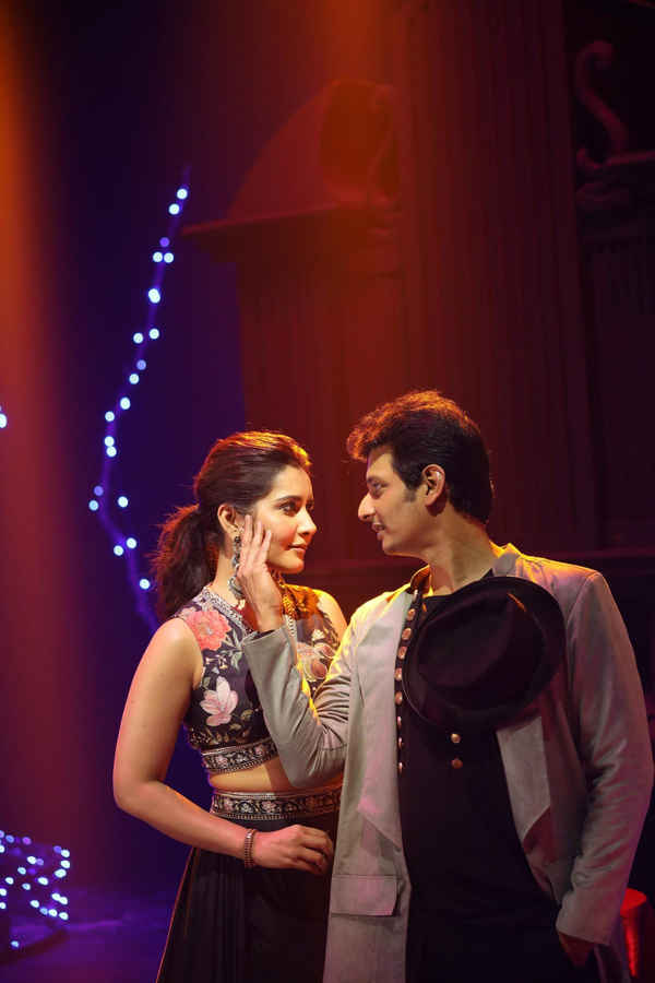 Aghathiyaa (அகதியா) Poster 4