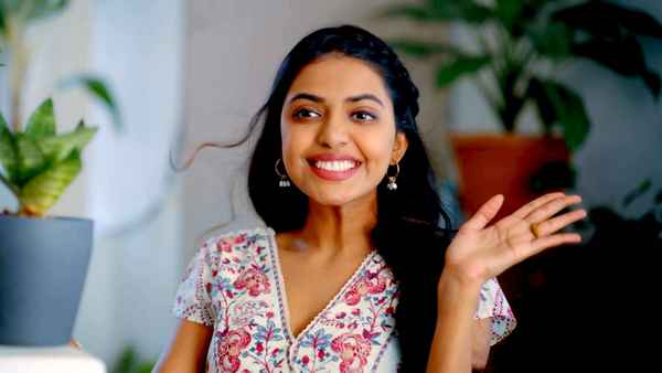 Aha Naa Pellanta Poster 7