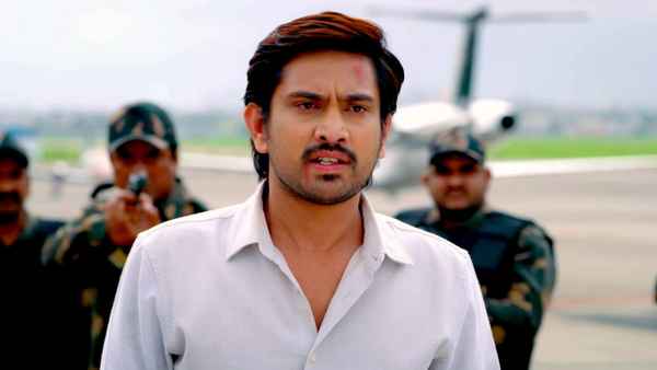 Aha Naa Pellanta Poster 1