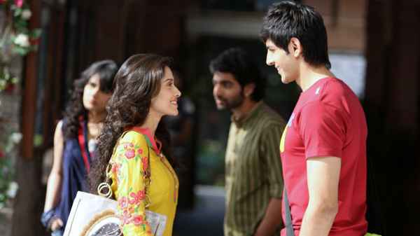 Akaash Vani Poster 4