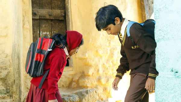 Akka Kuruvi Poster 6