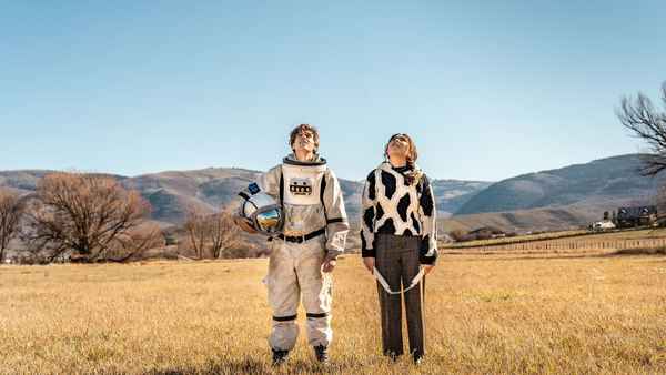 Aliens Abducted My Parents and Now I Feel Kinda Left Out Poster 3