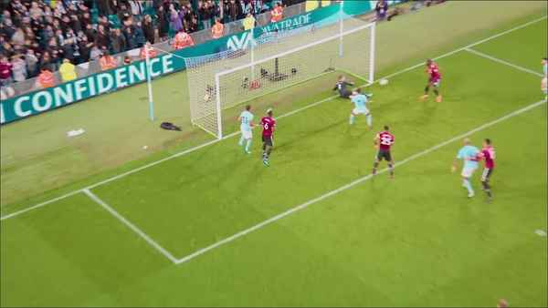 All or Nothing: Manchester City Poster 4