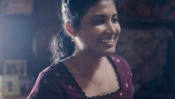 All We Imagine As Light (ഓള്‍ വി ഇമാജിന്‍ ആസ് ലൈറ്റ്) Poster 1