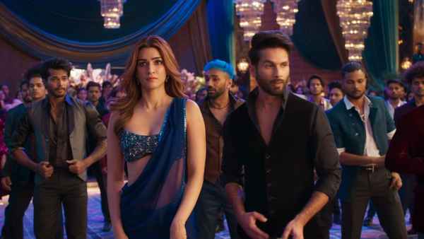 Teri Baaton Mein Aisa Uljha Jiya (तेरी बातों में ऐसा उलझा जिया) Poster 4