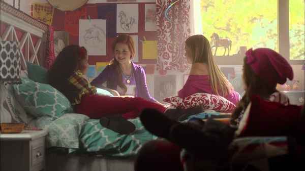 An American Girl: Saige Paints the Sky Poster 4