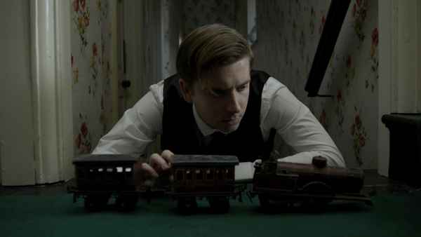 An English Haunting Poster 2