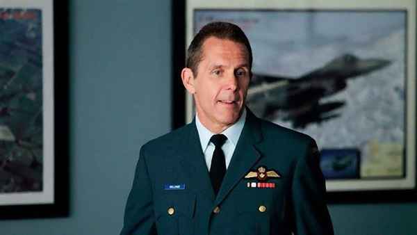 An Officer and a Murderer Poster 1