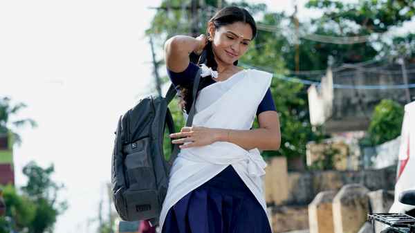 Anal Meley Pani Thuli Poster 2