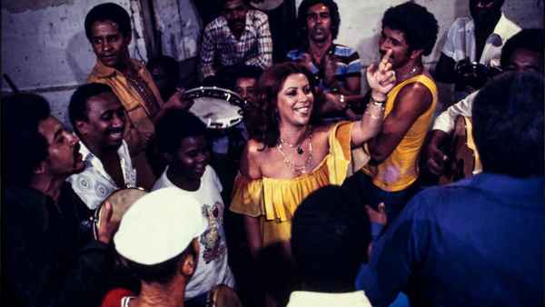 Andança – Os Encontros e as Memórias de Beth Carvalho Poster 1