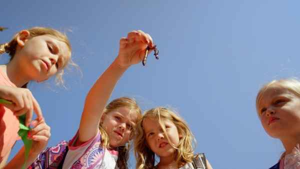 Ankle Biters Poster 4