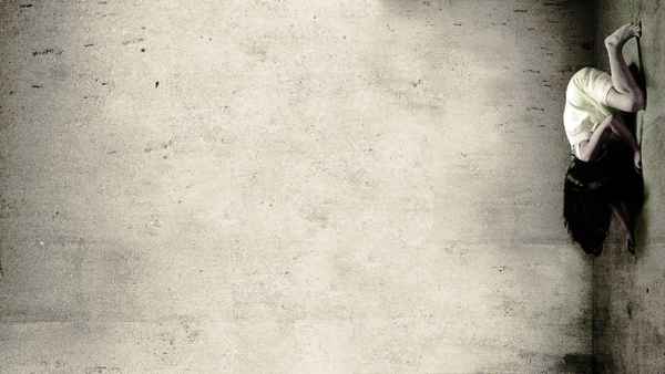 Apartment 143 Poster 3