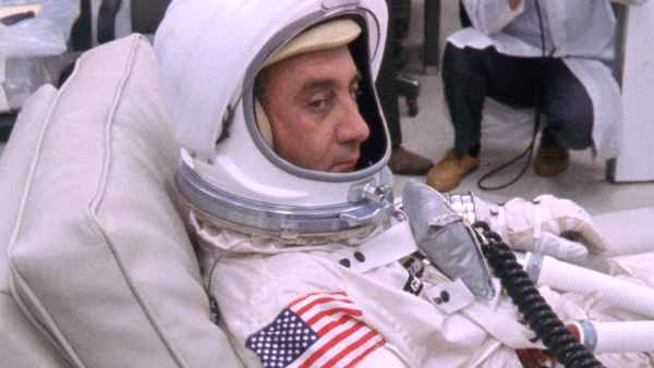 Apollo: Missions to the Moon Poster 6