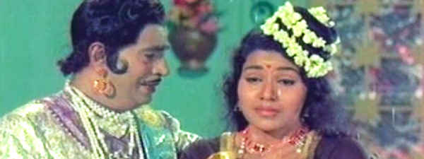 Arakkallan Mukkalkkallan Poster 6