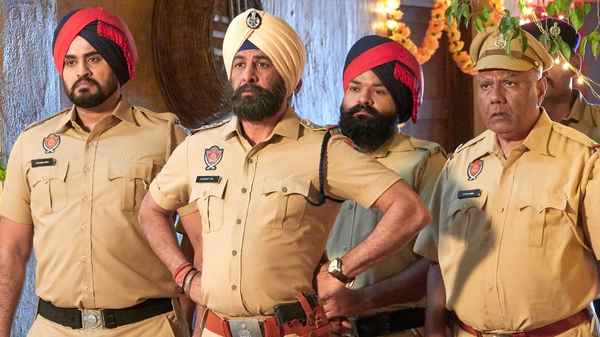 Arjun Patiala Poster 6