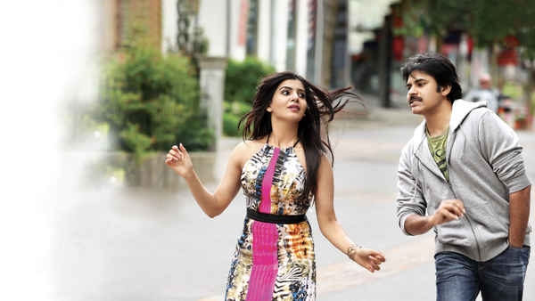 Atharintiki Daaredi Poster 2