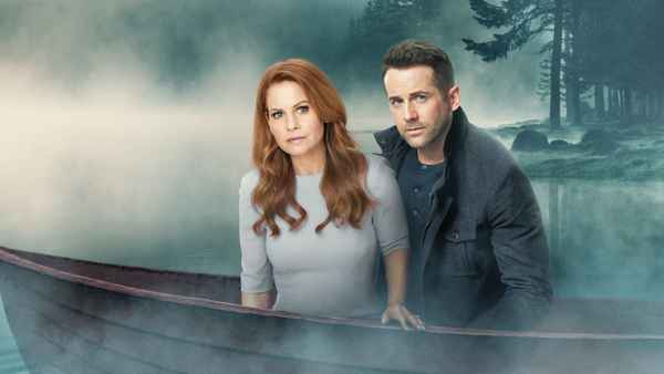 Aurora Teagarden Mysteries: Honeymoon, Honeymurder Poster 1