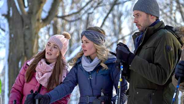 Baby, It's Cold Inside Poster 3