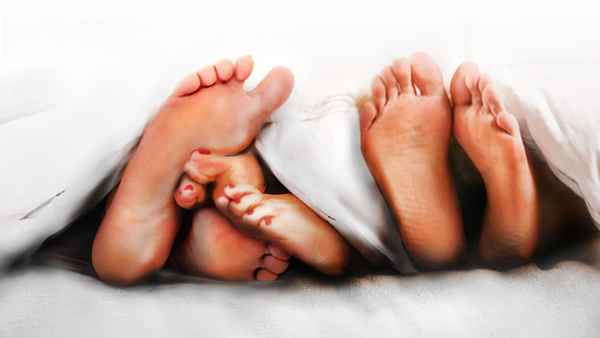 Bad Roomies Poster 1