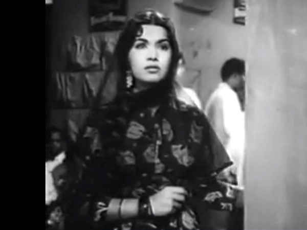 Barsaat Ki Raat Poster 7