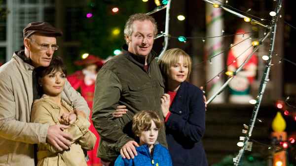 Battle of the Bulbs Poster 4