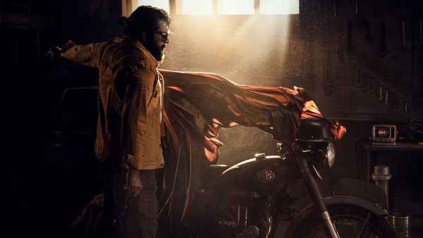 Bazooka (ബസൂക) Poster 1