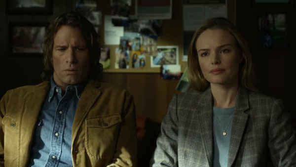 Before I Wake Poster 1