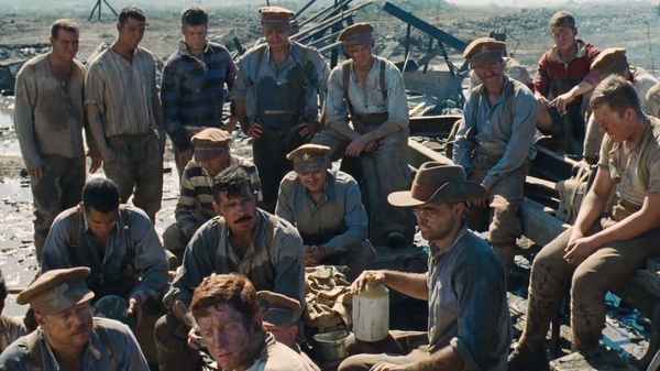 Beneath Hill 60 Poster 1