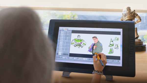 Beyond Infinity: Buzz and the Journey to Lightyear Poster 4