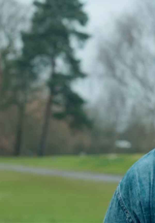 Bhaijaan Elo Re Poster 5