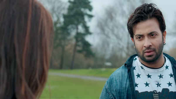 Bhaijaan Elo Re Poster 1