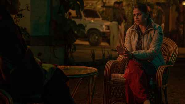 Bhakshak (भक्षक) Poster 4