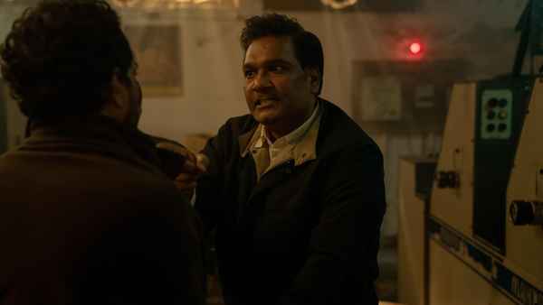 Bhakshak (भक्षक) Poster 3