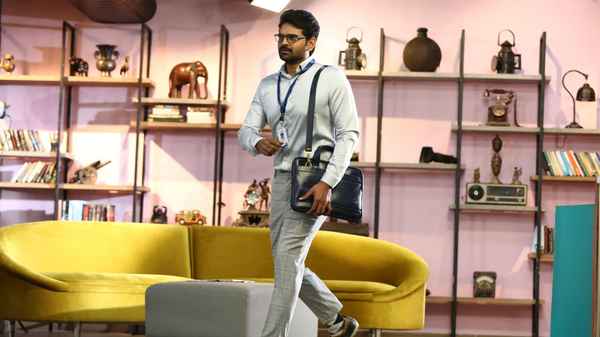 Bhala Thandanana Poster 7