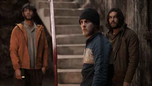 Bird Box Barcelona Poster 7